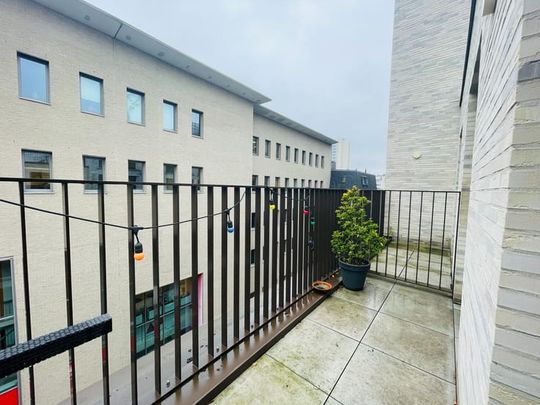 Appartement te huur - Photo 1