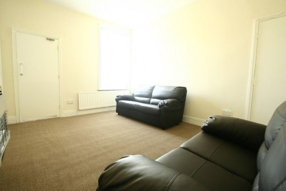 3 Bed - Hazelwood Avenue, Jesmond, Ne2 - Photo 1