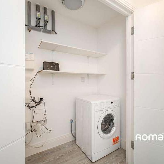 Brunswick Road, Deepcut, Camberley, Surrey, GU16 - Photo 1