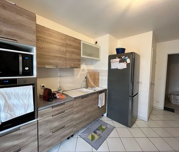 Location Appartement 3 pièces 77m² - Photo 6