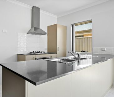 Modern 3 x 2 with Study and Lounge!! - Photo 1