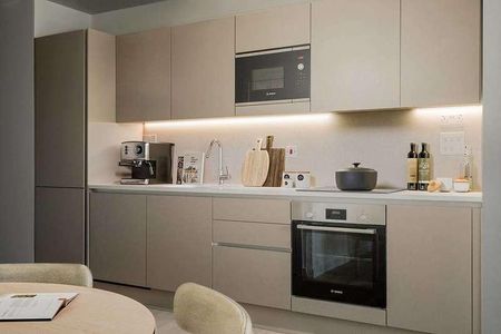 Marble House, Hayes And Harlington, UB3 - Photo 5