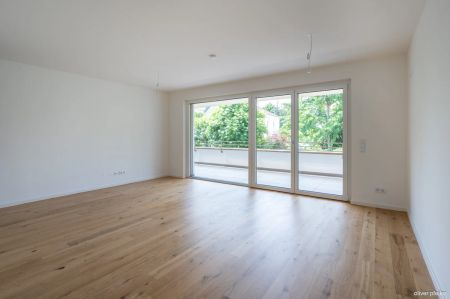 NEUBAUERSTBEZUG: MODERNE; RUHIGE 2 ZIMMERWOHNUNG MIT BEEINDRUCKENDEM BALKON + GARAGENPLATZ - Photo 4