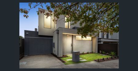 Near New Vogue Townhouse - Within Balwyn High School Zone - Photo 3