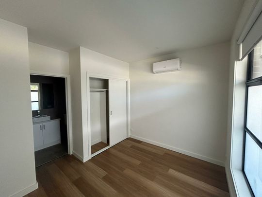 19 Tribute Road, Craigieburn VIC, Belconnen - Photo 1