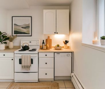1 Rosebery Avenue, The Glebe, Ottawa, ON - Photo 1