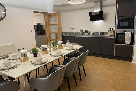 Studio Flat, Drury Lane, L2 - Photo 2