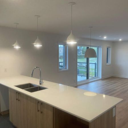 2 CH - 1 SDB - Granby - $1,590 /mo - Photo 4