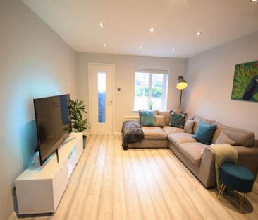 2 bedroom semi-detached house to rent - Photo 6