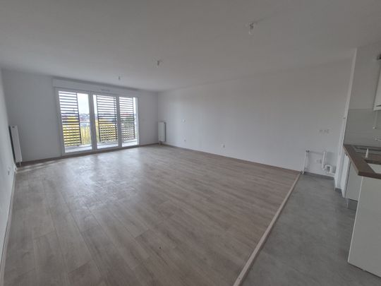 Location Appartement 3 pièces 70m² VALENCIENNES 59300 - Photo 1
