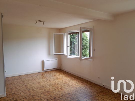 Studio 1 pièce de 41 m² à Chauffailles (71170) - Photo 1