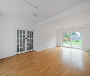 3 bed Terraced House To Let - Photo 1