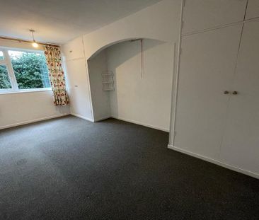 2 bedroom maisonette to rent - Photo 1