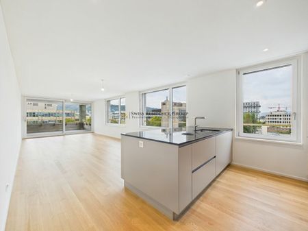 First high-quality rental in a quiet location with a view - Photo 3