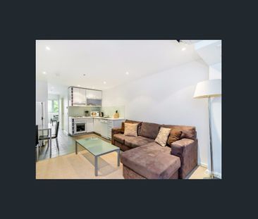 FURNISHED CITY PAD ! - Photo 5