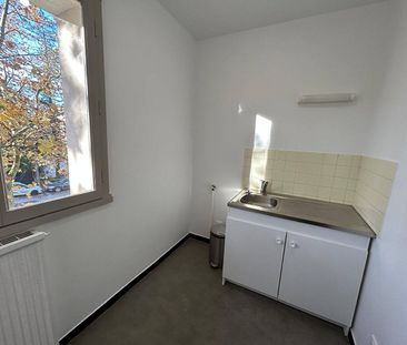 Appartement 1 pièce – STE FOY LES LYON - Photo 1