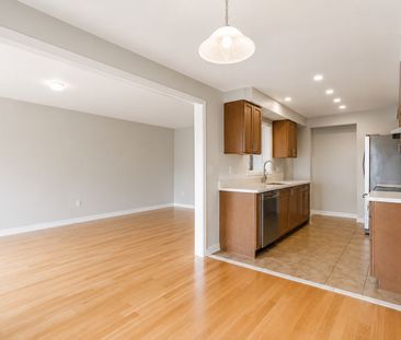 For Lease - 90 Delport Close, Brampton, Ontario - Photo 1