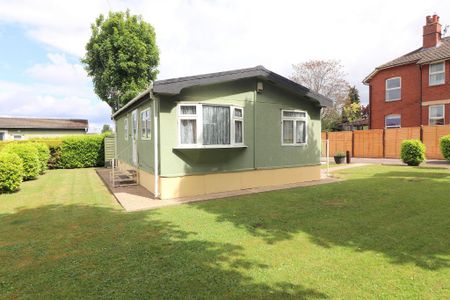 2 Bedroom Park Home To Rent - Photo 4