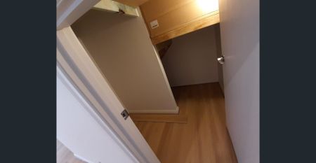 DOUBLE STOREY - 4 BEDROOM HOME - IDEAL FAMILY HOME - SOLAR - Photo 3