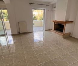 Συγκρότημα για ενοικίαση - Δροσιά, - Photo 1