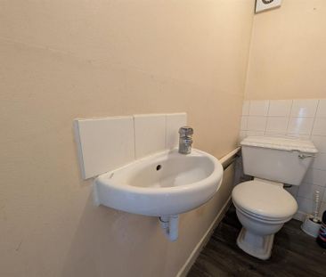 1 bedroom property to rent - Photo 4