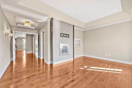 For Lease - 76 Orleans Circle, Vaughan, Ontario - Photo 3