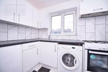 2 Bed Flat, Thorne Close, E16 - Photo 4