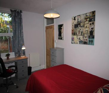 2 bedroom terraced house to rent - Photo 6