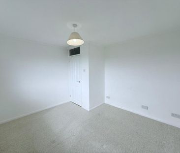 3 bedroom house to rent - Photo 3