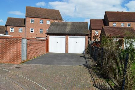 Austen Way, Slough, Berkshire,SL3 - Photo 3