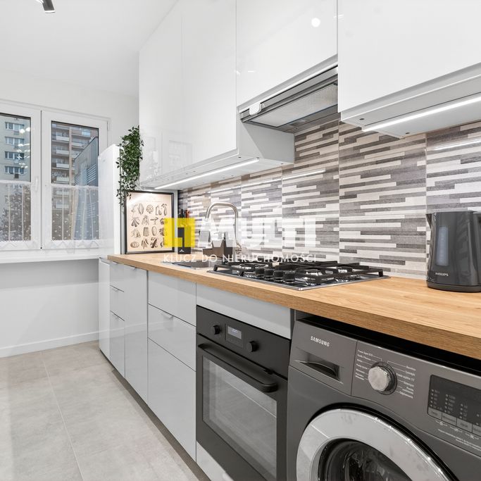 Jasne mieszkanie w świetnej lokalizacji — od zaraz - Photo 1