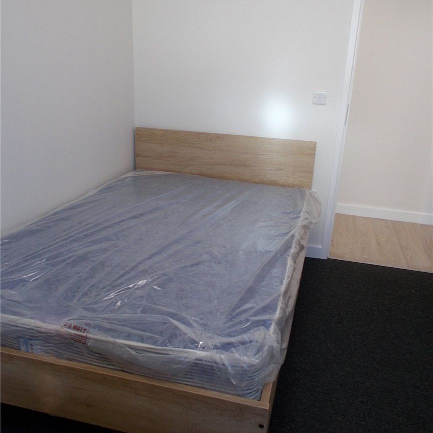 Student Properties to Let - Photo 1