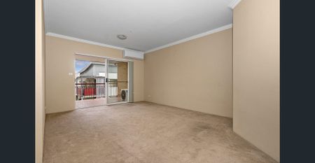 Neat and Tidy 2 Bedroom Unit - Photo 5