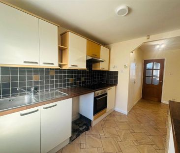 2 bedroom terraced house to rent - Photo 5