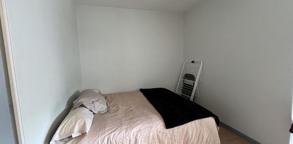 Location Appartement 1 pièce 40m² BORDEAUX 33200 - Photo 2