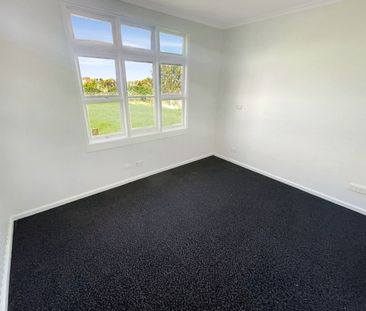 1000A Woy Woy Road, Woy Woy Bay NSW 2256 - House For Rent | Domain - Photo 2