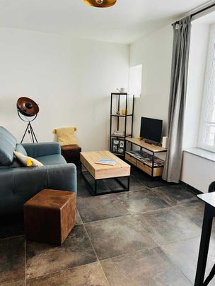 Location Appartement 2 pièces 55m² - Photo 1