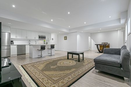 For Lease - 12 Kent Matthew Street Unit# Basement, Richmond Hill, Ontario - Photo 3