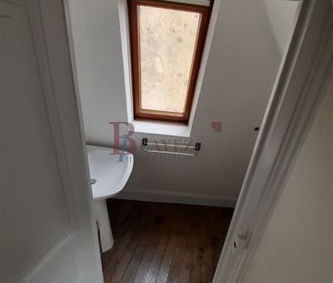 Appartement F2 meublé centre ville historique - Photo 2