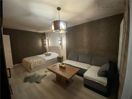 Garsoniera Urban Plaza cu loc de parcare - Fotografie 2