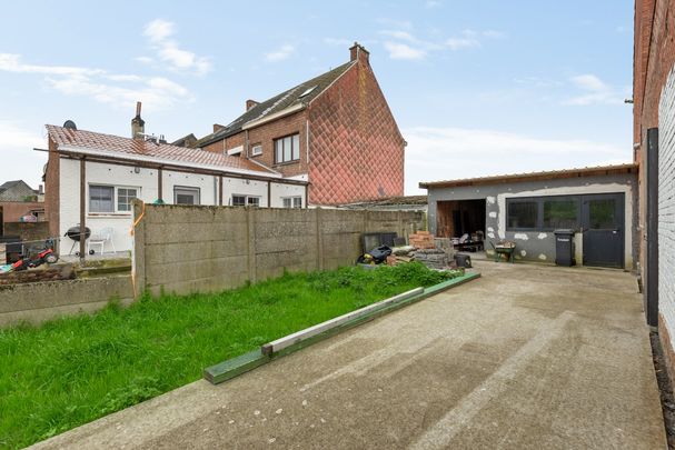 Gerenoveerde woning met 4 slaapkamers en garage te huur - Foto 1