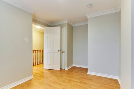 For Lease - 222 Old Weston Road, Toronto, Ontario - Photo 2