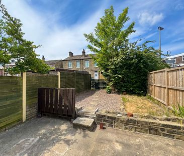2 bedroom terraced house to rent - Photo 5