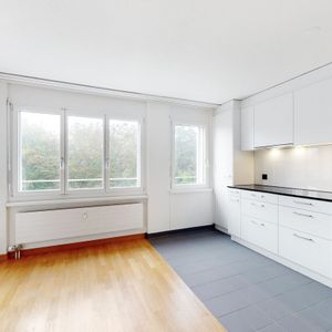 Familienfreundliche Wohnung an ruhiger Wohnlage - Photo 2