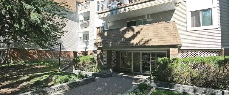 2 Bedroom Condo w/underground parking; just one block off 17 Avenue SW | Calgary - Photo 1