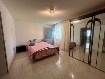 Familienfreundliche 4.5-Zimmer Reihenfamilienhaus in Gränichen - Foto 2