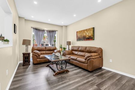 For Lease - 11 Maddybeth Crescent, Brampton, Ontario - Photo 2
