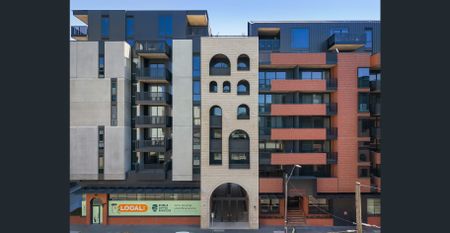 Big on Space, Easy on Rent – Unfurnished Studio That Stands Out! - Photo 2