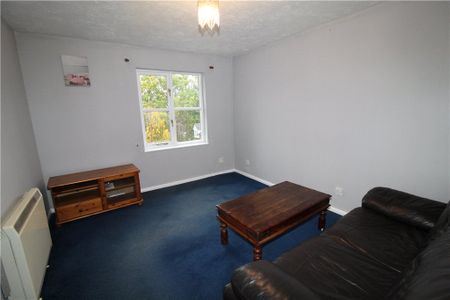 Rosamund Close, South Croydon, Surrey, CR2 7EW - Photo 2
