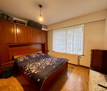 Ruim appartement met garage in Jette - Foto 4